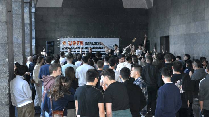 Kirola, jan-edana eta musika, AGAren laugarren urteurrena ospatzeko