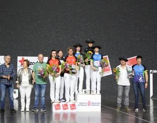 Naroa Agirreren Bitxiloreak azpitxapeldun gelditu dira Etxeko Memoriala Bertso Pilota txapelketan